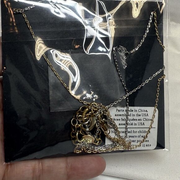 Cabi The Giving Keys Tribute Necklace New - Picture 5 of 8